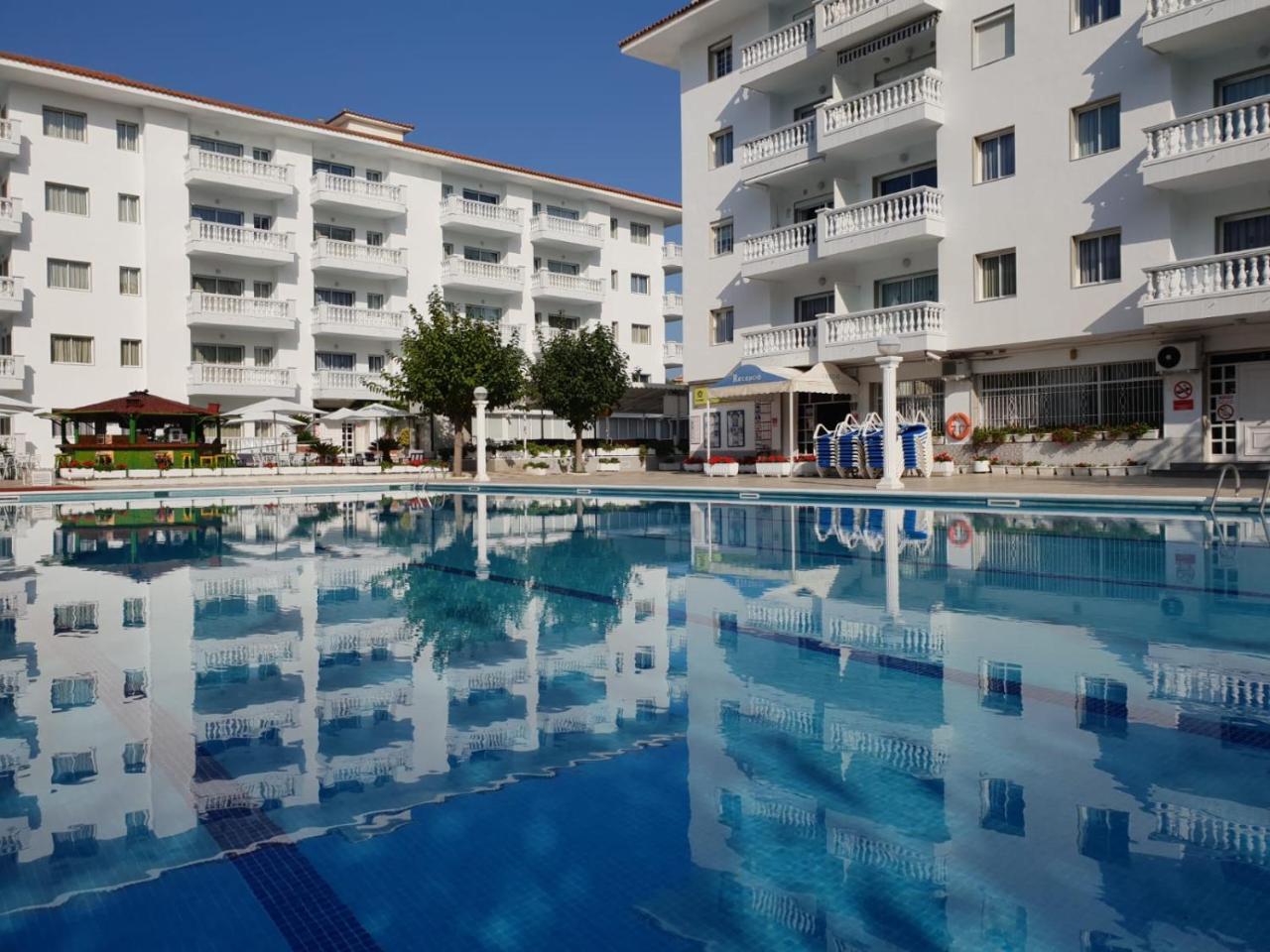 Europa Family Apartments Blanes Extérieur photo